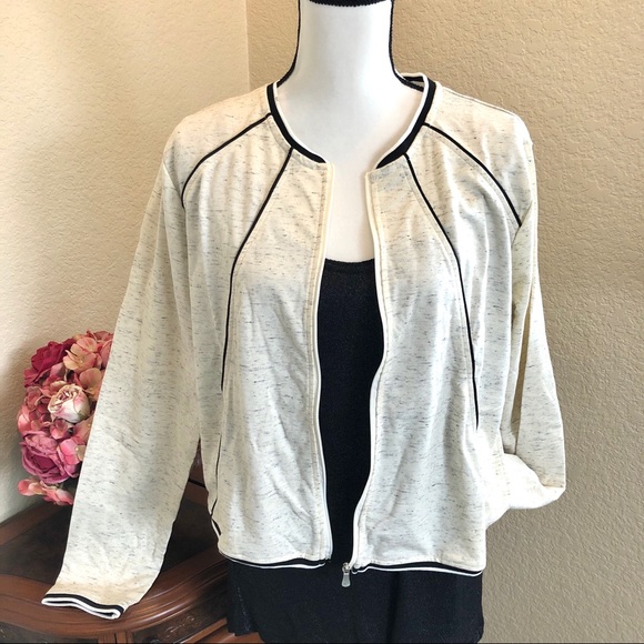 Danskin Cropped Bomber Jacket - Picture 2 of 7